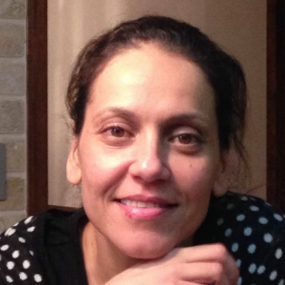 Meet your Posher, Yael